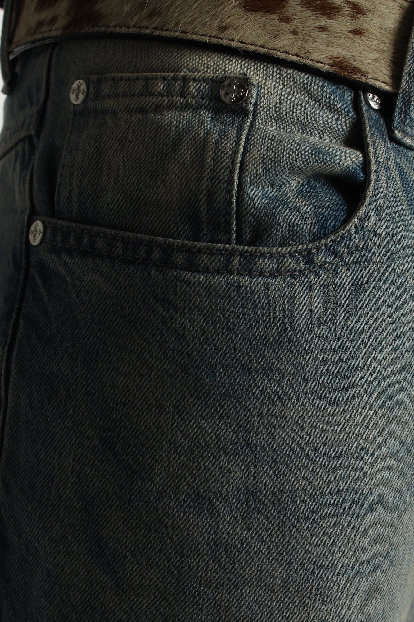 BAGGY STUDDED DENIM - WASHED BLUE