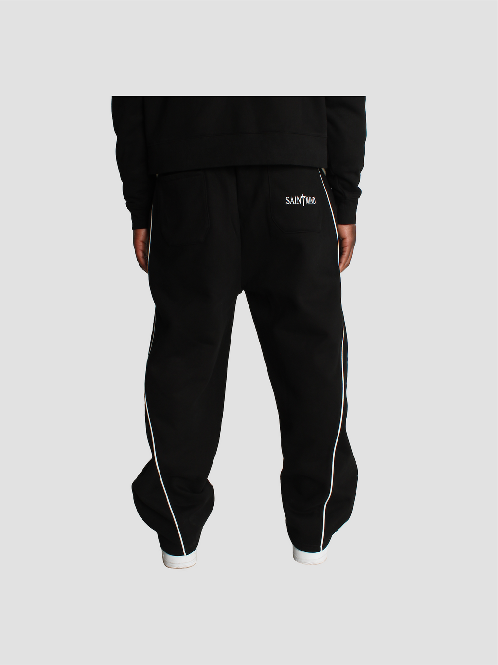 SAINT SUIT SWEATS - BLACK